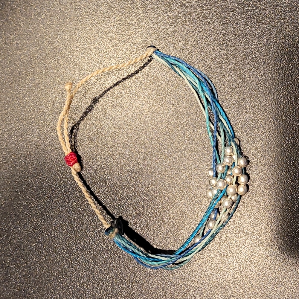 Pura vida beaded bracelet